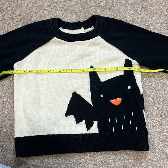 Gap Baby Bat Sweater Halloween Sweater Adorable Cozy Size 6-12 months - Picture 8 of 10